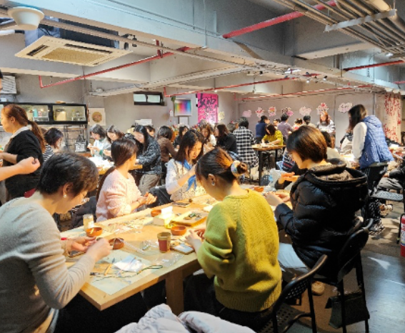 巾帼雅韵·制香迎马年——2026上海市国展集团“三八”国际劳动妇女节主题活动圆满举行